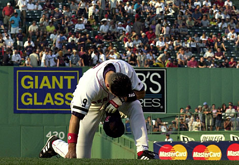 nomar_pray.jpg